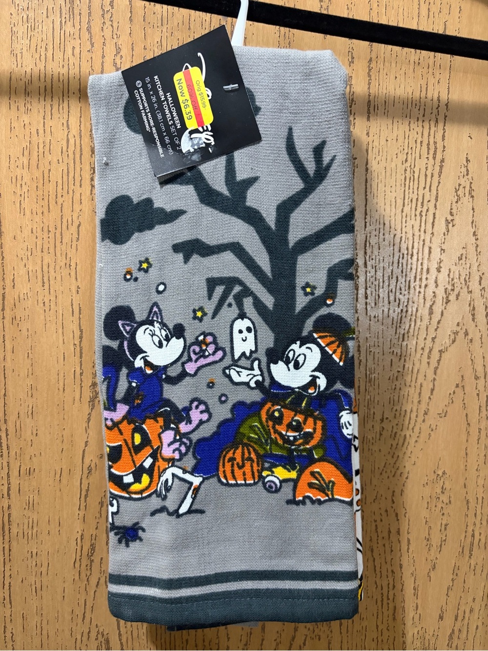 Disney Mickey Minnie Halloween Kitchen Towels Set of 2 NWT